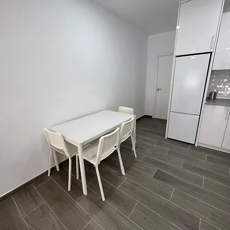 Montalvo Metropolis A Apartment